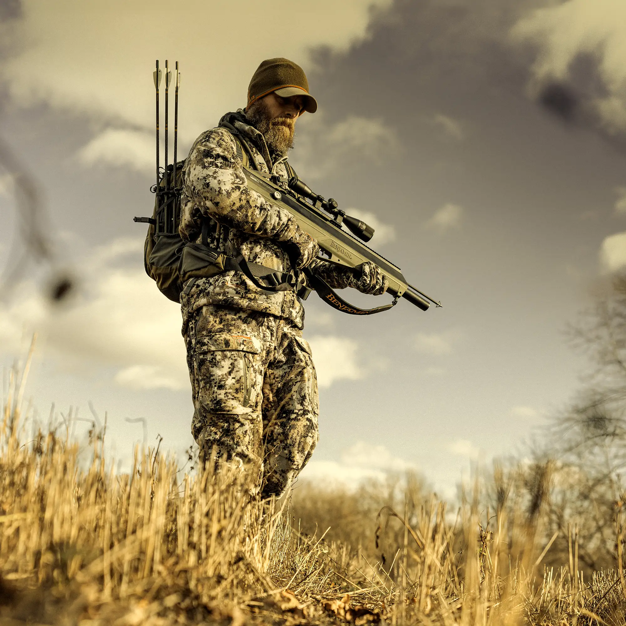 Benjamin Airbow M600 BPABM Outdoor Lifestyle Man in Field with Airbow