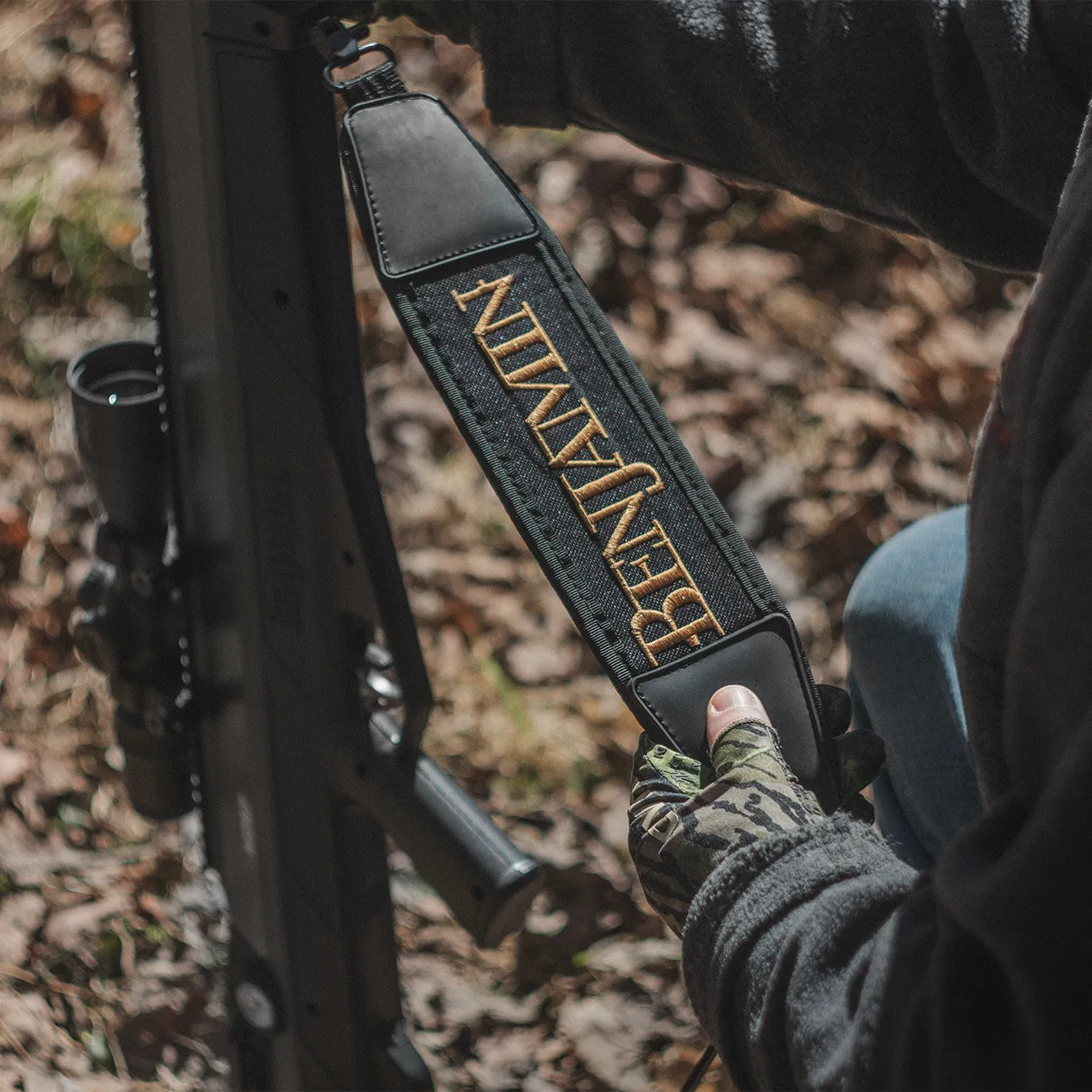 Benjamin Sling BPAGS Outdoor Lifestyle Man Attaching Sling to Bulldog M257